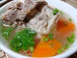 清燉羊肉骨頭湯